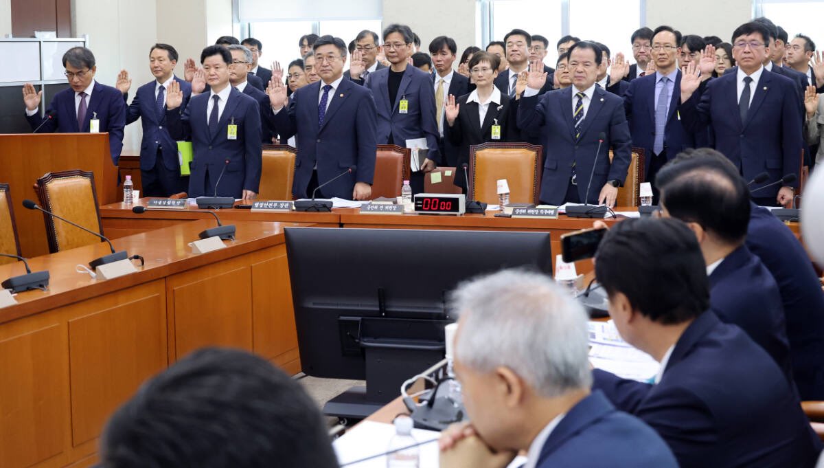 '투표지 100% 인쇄' 뒷북 대책 낸 선관위… 국조특위서 부실 자료·수의계약 뭇매