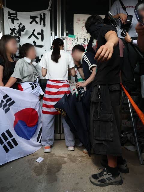 '성조기 두르고 개표소 2시간 봉쇄' 올다르크, 업무방해 구속영장 청구