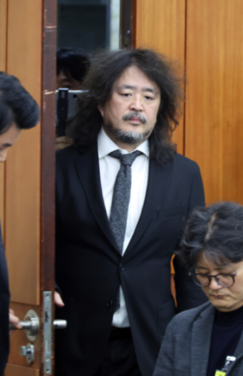 '가짜뉴스 처벌법' 1호 철퇴… 유튜브, 김어준 '명예훼손' 영상 전격 차단