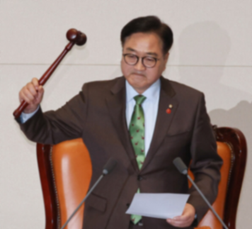 82억 쓰고도 "당연한 일"?… 우원식의 '뻔뻔한 해명'에 쏟아지는 포화