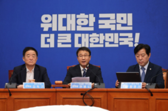"10월 개청·7월 처리 압박"… 민주당, '보완수사권 완전 폐지' 속도전 올인